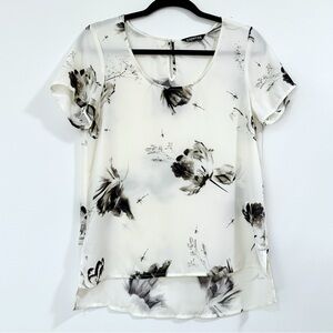 Express Floral Print White Top Size Small